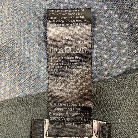 Emporio Armani Scarf - Picture 7 of 7